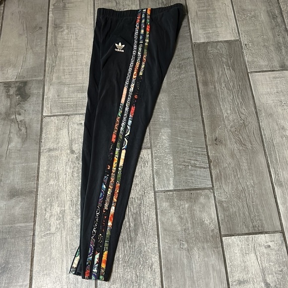 Adidas X The FARM Jardim Agharta Leggings Women’s XS black mixed print pant - Picture 5 of 8